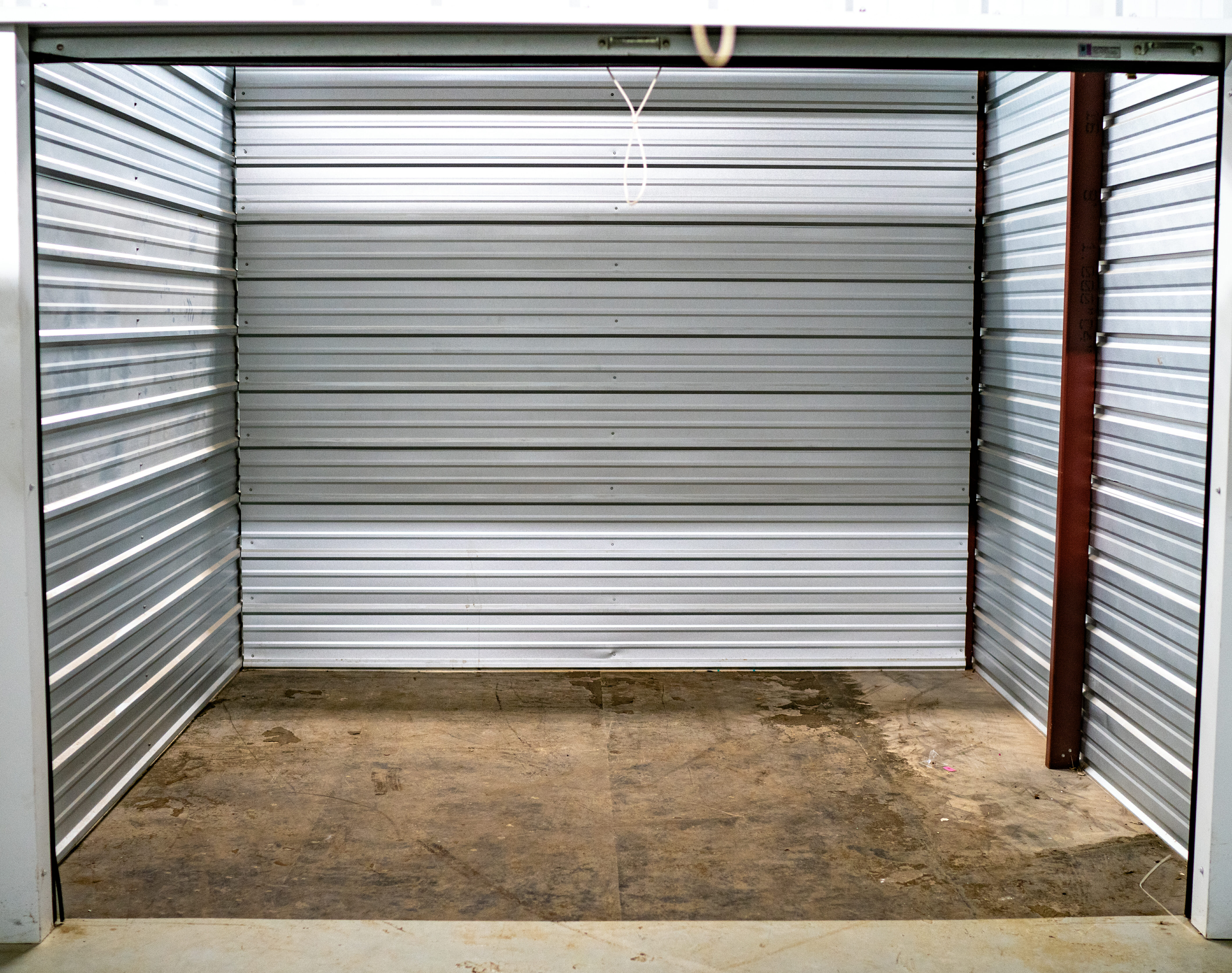 Clean storage unit interior